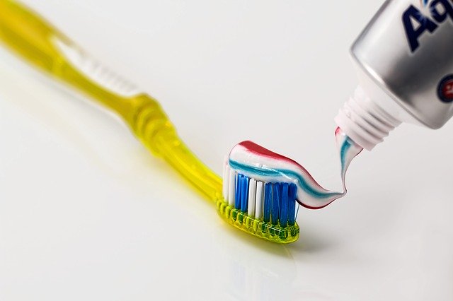 להתאים משחת שיניים לילדים
